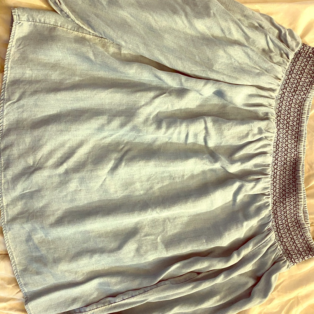 GAP the shoulder light denim peasant top